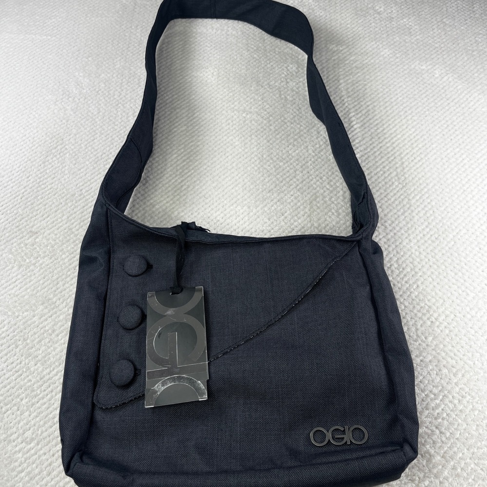 OGIO Brooklyn Purse Crossbody Bag Black Tablet Sleeve Padded Travel Bag NEW